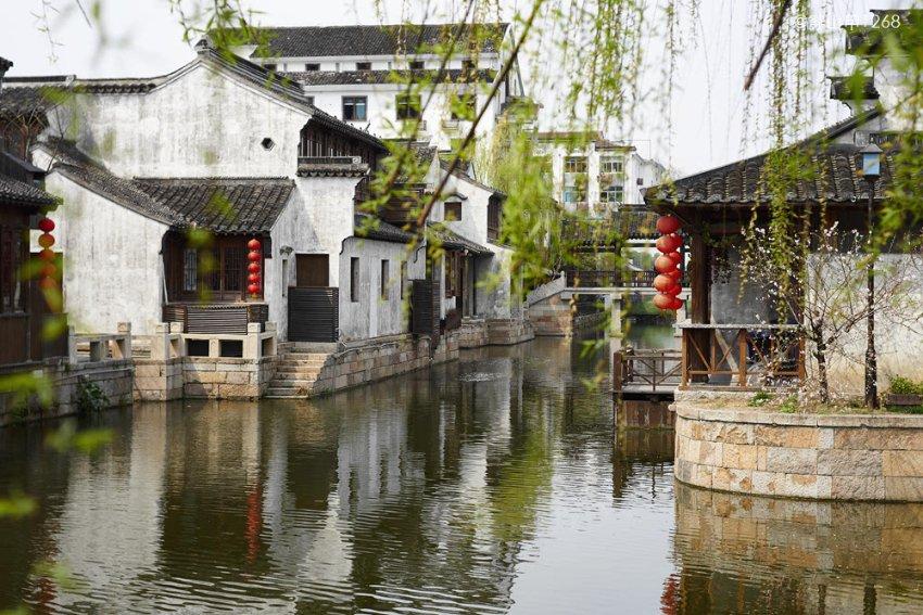 巴克1798集团早盘大涨超14% 完成配售合共7404.9万股配售股份